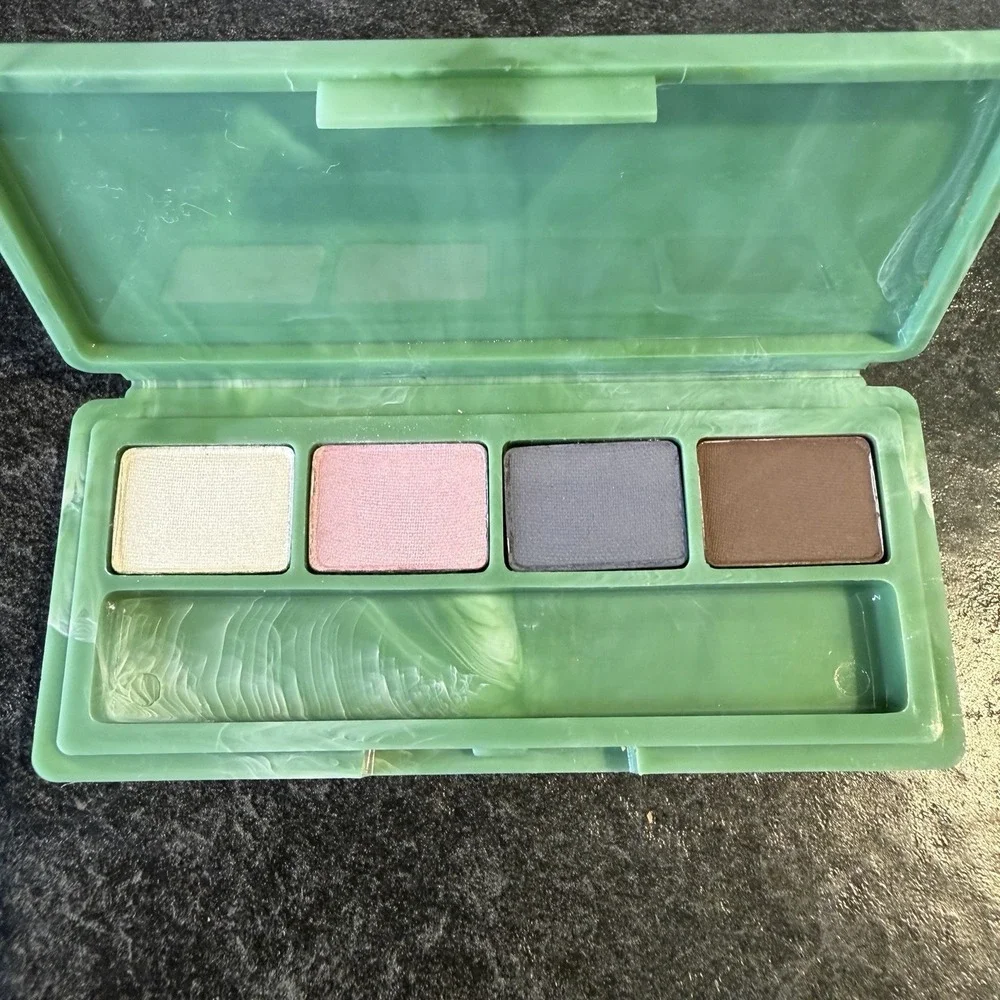 Clinique Eye Palette BEWITCHED FADED‎ DENIM SILVER LINING SUGAR SUGAR Quad